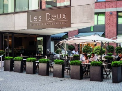 照片: Les Deux